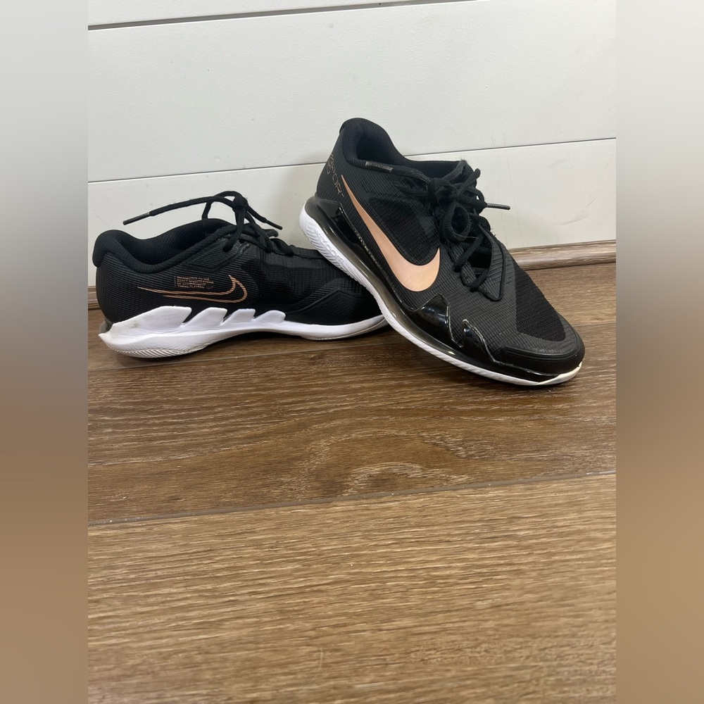 Nike Court Zoom Vapor Pro Women's Black/Gold Tennis Pickleball Size 9